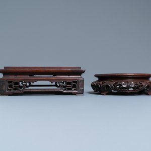 Three Chinese wooden stands, 19/20th C. — 照片 13