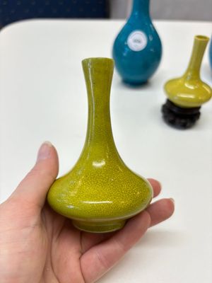 Three Chinese yellow-glazed vases and two turquoise-glazed vases, 19th C. — photo 5