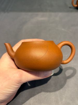 Three Chinese Yixing stoneware teapots, Chen Ziwen 陳子文 and Wen Cai 文彩 mark, Kangxi and later — photo 11