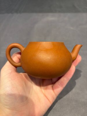 Three Chinese Yixing stoneware teapots, Chen Ziwen 陳子文 and Wen Cai 文彩 mark, Kangxi and later — photo 4