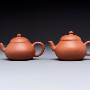 Three Chinese Yixing stoneware teapots, Chen Ziwen 陳子文 and Wen Cai 文彩 mark, Kangxi and later — photo 8