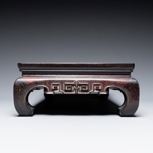Three Chinese zitan wooden tables, 19/20th C. — 照片 9