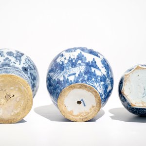 Three Dutch Delft blue and white chinoiserie vases, 17/18th C. — photo 6