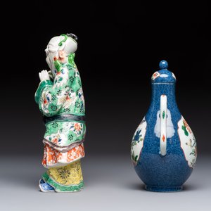 Three famille verte-style and verte biscuit-style teapots, a wine pot and a model of Dongfang Shuo, Samson, Paris, Ding mark, 19th C. — foto 9