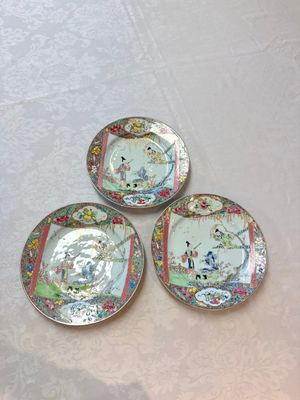 Three fine Chinese famille rose 'Xi Xiang Ji' plates — photo 1