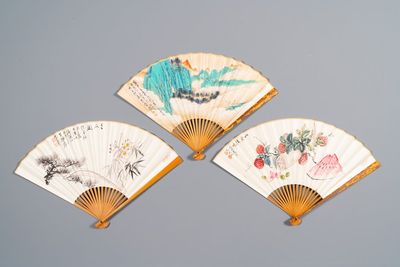 Three folding fans, follower of Zhang Daqian 張大千 (1899-1983) and Wu Hufang 吴湖帆 (1894-1968), ink and colour on paper — photo 2