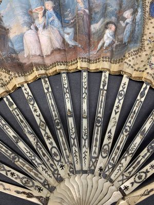 Three folding fans, water colour on paper and bone, France, 18th C. — photo 11
