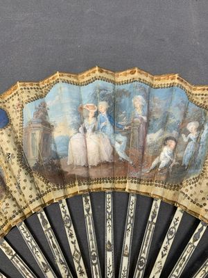 Three folding fans, water colour on paper and bone, France, 18th C. — photo 10