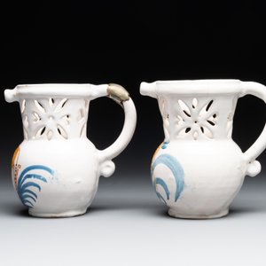 Three French white-glazed and two polychrome puzzle jugs, Nevers, 18th C. — photo 2
