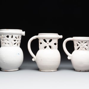 Three French white-glazed and two polychrome puzzle jugs, Nevers, 18th C. — photo 10