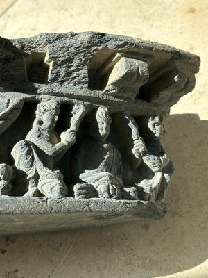 Three Gandhara grey schist frieze fragments with narrative design, 1/5th C. — 照片 3
