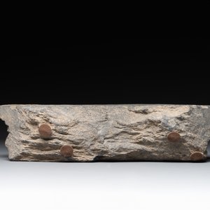 Three Gandhara grey schist frieze fragments with narrative design, 1/5th C. — 照片 5