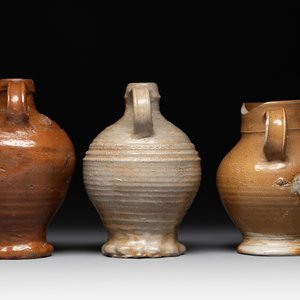 Three German stoneware jugs, 16th C. — photo 5