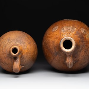 Three German stoneware jugs, including a bellarmine, and a French or English pottery jug, 17th C. and later — photo 18