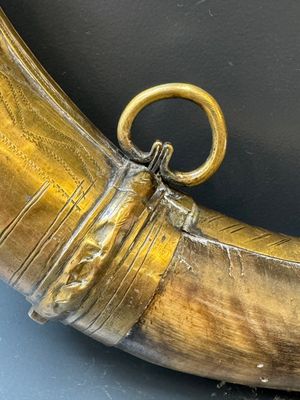 Three impressive flintlock muskets or 'moukahlas', two percussion pistols and three gunpowder horns, Morocco, 18/19th C. — photo 52