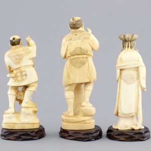 Three Japanese ivory carved okimono, Meiji, 19th C. — 照片 3