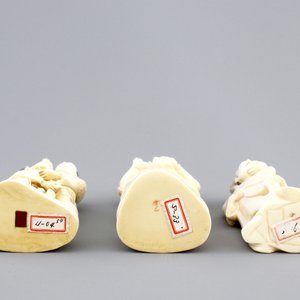 Three Japanese ivory carved okimono, Meiji, 19th C. — 照片 5