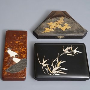 Three Japanese lacquer boxes and covers, Meiji/Showa, 19/20th C. — 照片 1