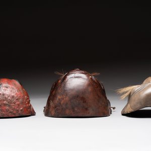 Three Japanese lacquered wooden Kyogen masks, Edo, 18/19th C. — foto 5