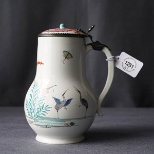 Three Kakiemon-style porcelain wares, Chantilly, France, 18th C. — 照片 30