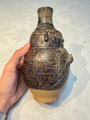 Three khmer-style brown-glazed anthropomorphic gourd-form bottles, probably 12/13th C. — photo 3