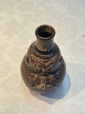 Three khmer-style brown-glazed anthropomorphic gourd-form bottles, probably 12/13th C. — photo 6