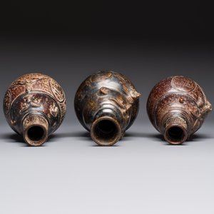 Three khmer-style brown-glazed anthropomorphic gourd-form bottles, probably 12/13th C. — photo 6
