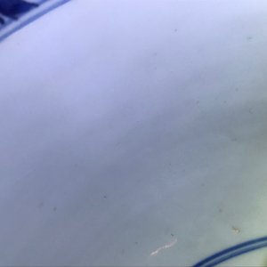 Three large Chinese blue and white bowls, Kangxi — photo 20