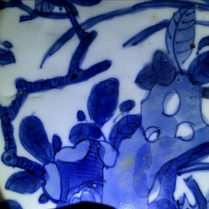 Three large Chinese blue and white bowls, Kangxi — photo 38