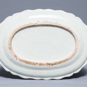 Three large oval Chinese famille rose dishes, Qianlong — 照片 7