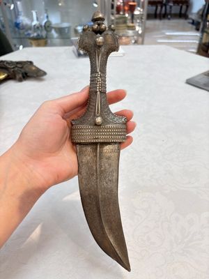 Three Omani Khanjars, one with Rhinoceros horn hilt, 19th C. — photo 1