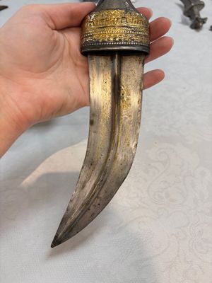 Three Omani Khanjars, one with Rhinoceros horn hilt, 19th C. — photo 17