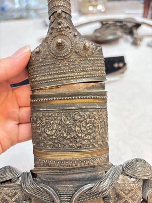 Three Omani Khanjars, one with Rhinoceros horn hilt, 19th C. — photo 35