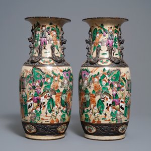 Three pairs of Chinese Canton, famille rose and Nanking vases, 19th C. — photo 8