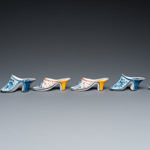 Three pairs of Dutch Delft slippers, 18/19th C. — 照片 3