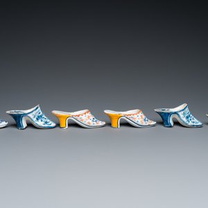 Three pairs of Dutch Delft slippers, 18/19th C. — 照片 4