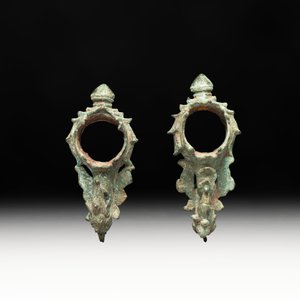 Three palanquin hooks, a bronze sculpture of naga Mucalinda and an elephant-form kendi, Cambodia, 13th C. and earlier — photo 9