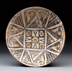 Three Persian pottery bowls, 10th C. and later — photo 4