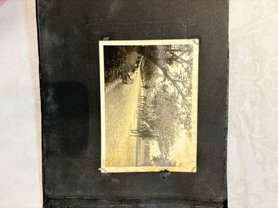 Three photo albums on the Imperial Japanese Army and the people of Southern China and Shanghai, 1936-1942 — 照片 70