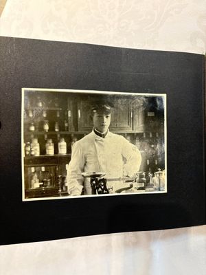 Three photo albums on the Imperial Japanese Army and the people of Southern China and Shanghai, 1936-1942 — 照片 77