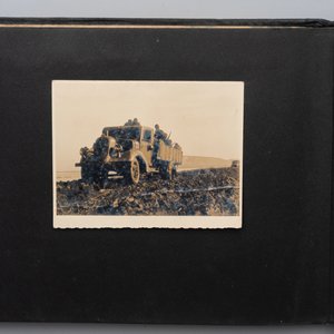 Three photo albums on the Imperial Japanese Army, Second Sino-Japanese War, 1937-1945 — 照片 51