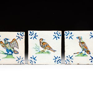 Three polychrome Dutch Delft 'bird' tiles, 17th C. — photo 1