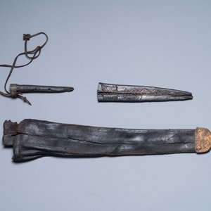 Three scabbards for daggers in leather with copper and pewter mounts, Low Countries, 14/15th C. — 照片 3