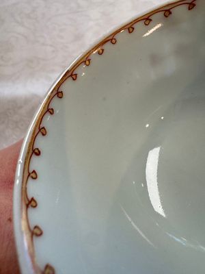 Three sets of Chinese famille rose 'Elegant Beauty and Boy' cups and saucers, Qianlong — photo 11