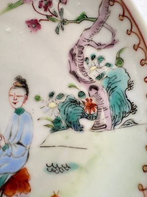 Three sets of Chinese famille rose 'Elegant Beauty and Boy' cups and saucers, Qianlong — photo 25