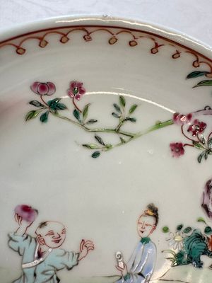 Three sets of Chinese famille rose 'Elegant Beauty and Boy' cups and saucers, Qianlong — photo 27