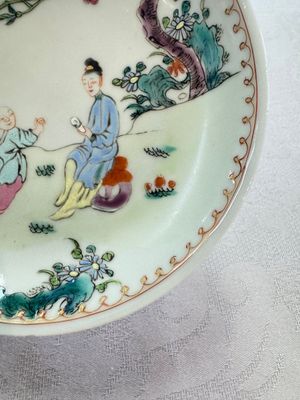 Three sets of Chinese famille rose 'Elegant Beauty and Boy' cups and saucers, Qianlong — photo 43