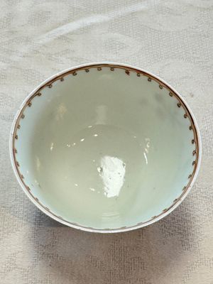 Three sets of Chinese famille rose 'Elegant Beauty and Boy' cups and saucers, Qianlong — photo 53