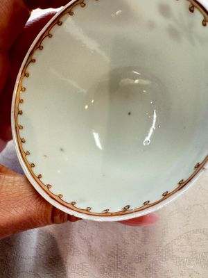 Three sets of Chinese famille rose 'Elegant Beauty and Boy' cups and saucers, Qianlong — photo 54