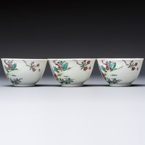Three sets of Chinese famille rose 'Elegant Beauty and Boy' cups and saucers, Qianlong — photo 5